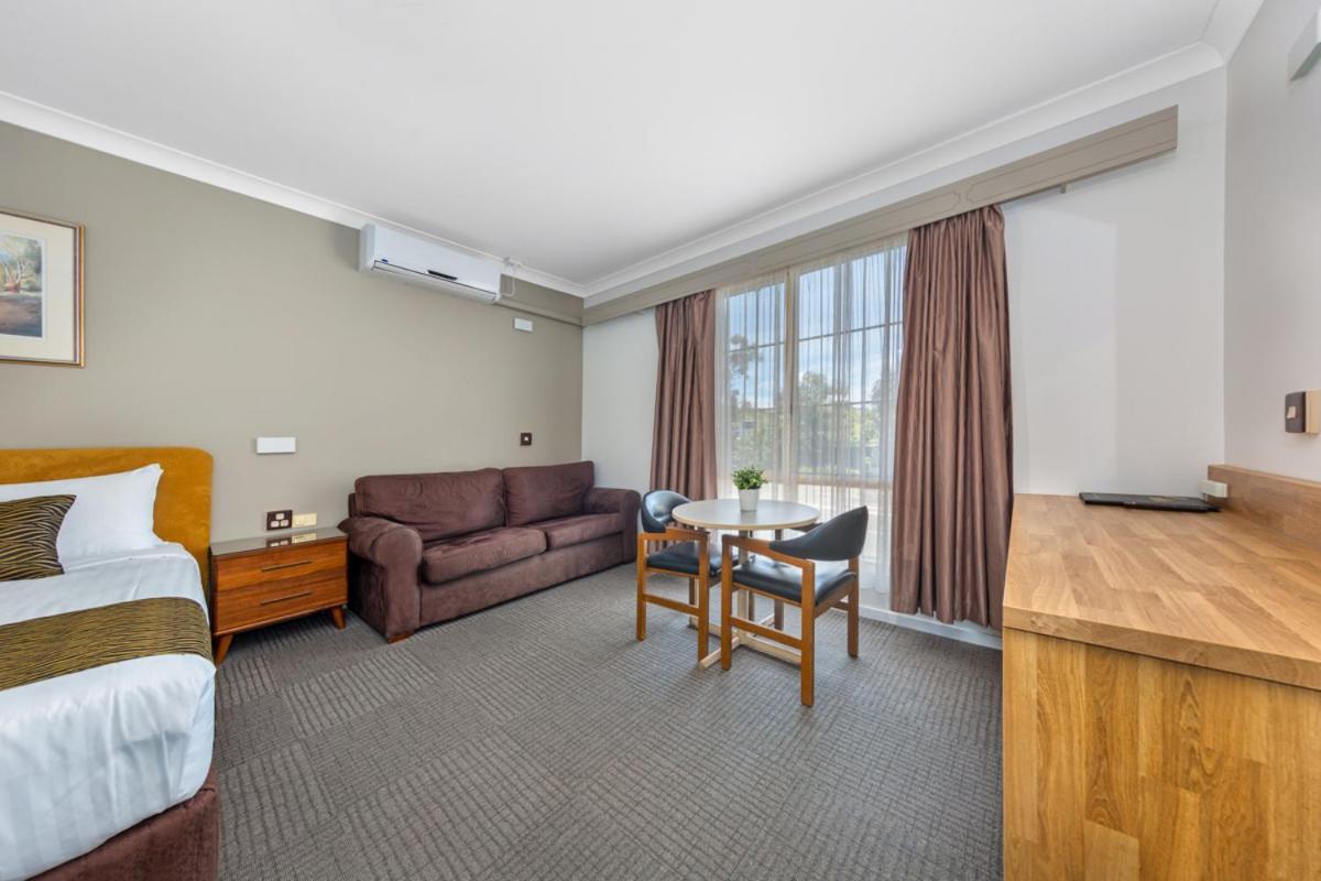 Hamilton'S Queanbeyan Motel المظهر الخارجي الصورة